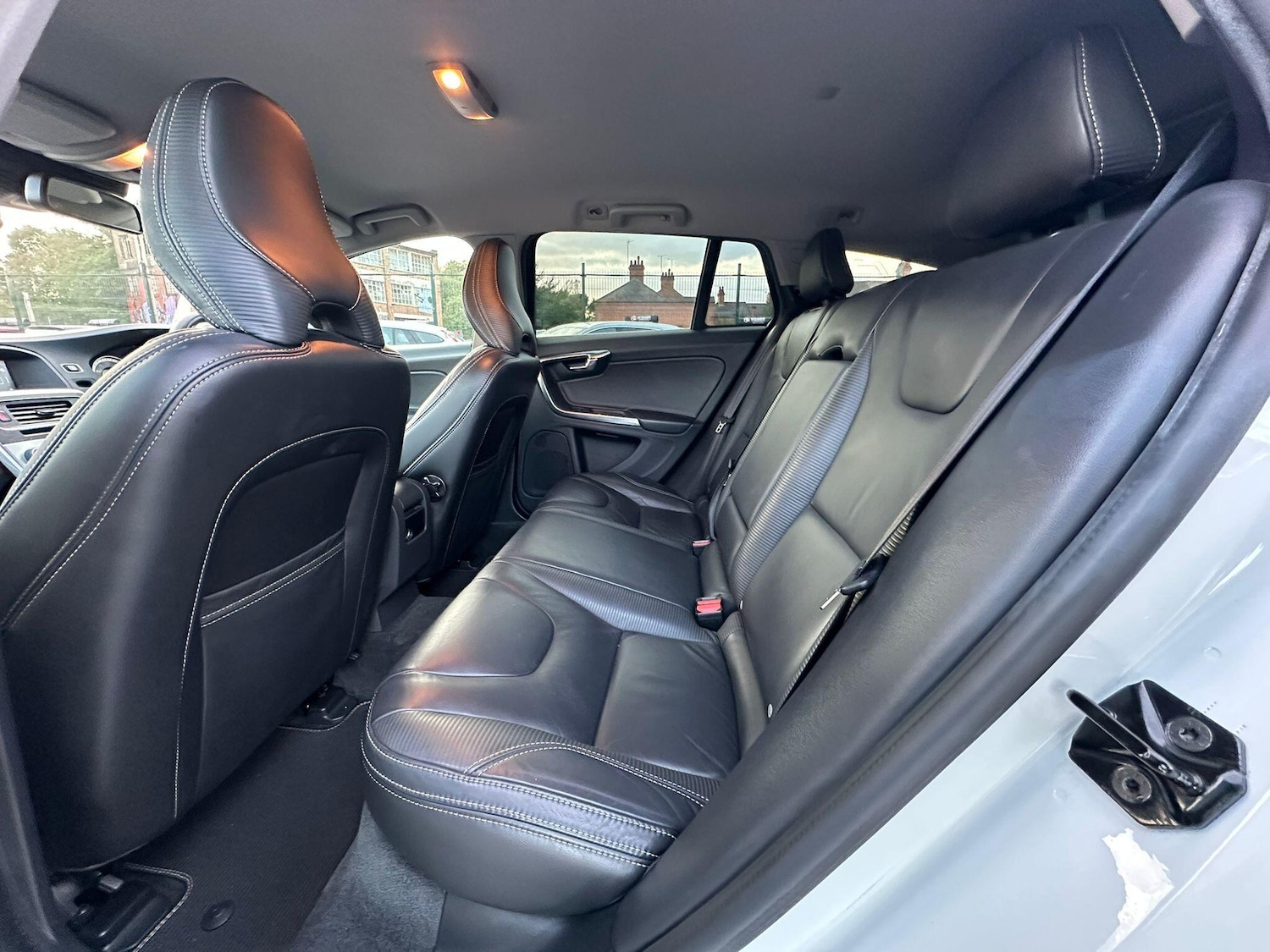 Used Volvo V60 2025 for sale - 76042869: Photo 21