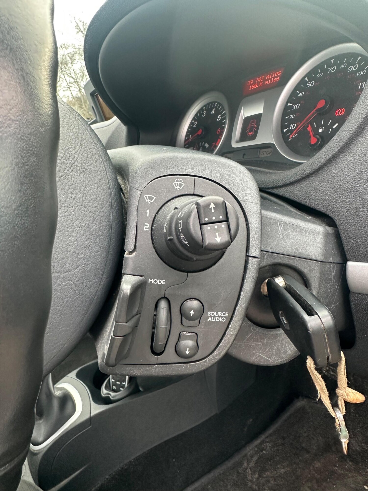 Used Renault Clio for sale - 77484119: Photo 14