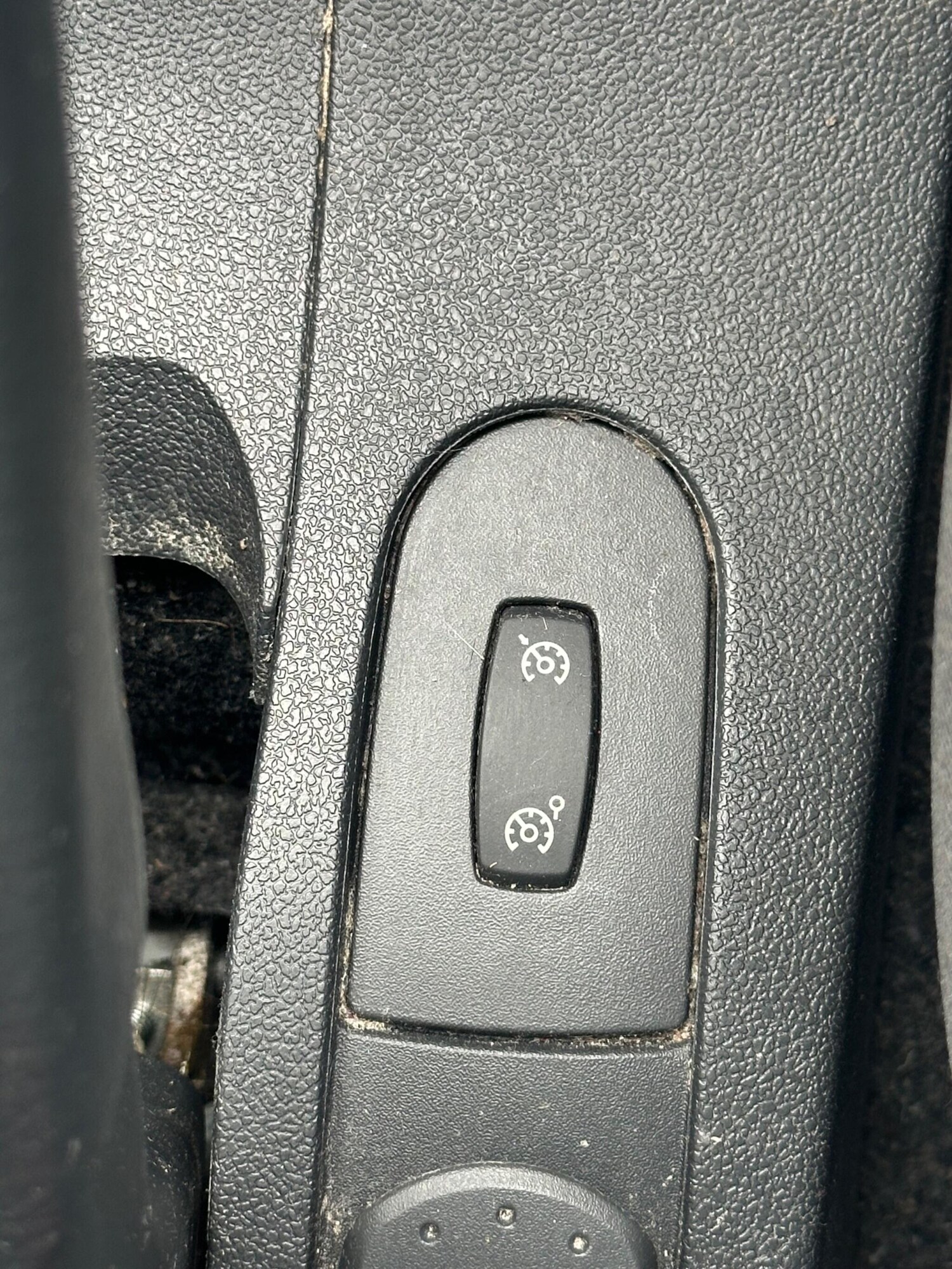 Used Renault Clio for sale - 77484119: Photo 16