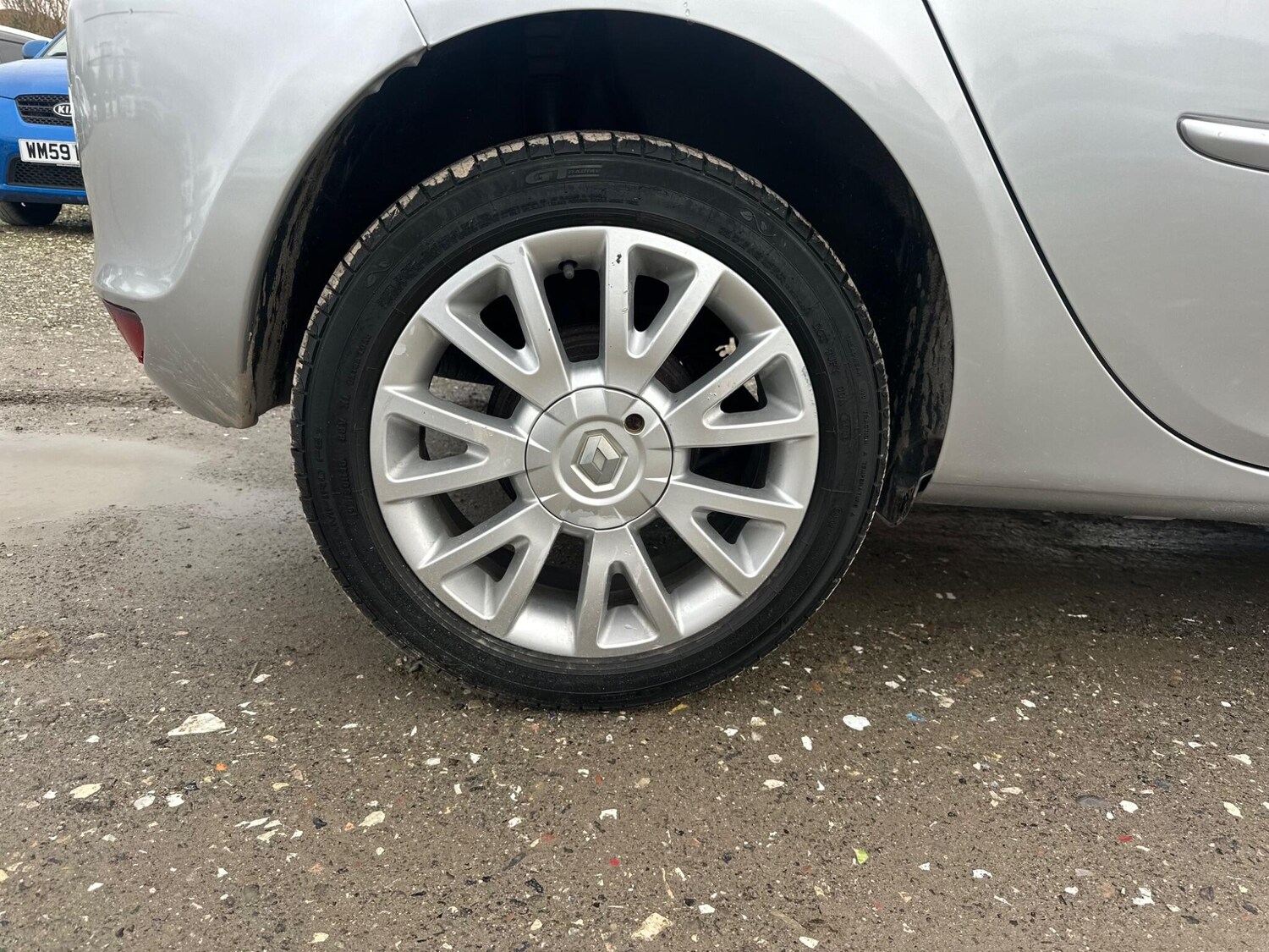 Used Renault Clio for sale - 77484119: Photo 27