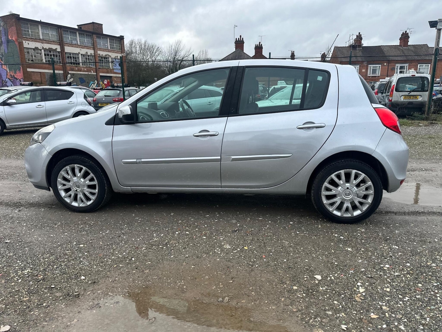 Used Renault Clio for sale - 77484119: Photo 5