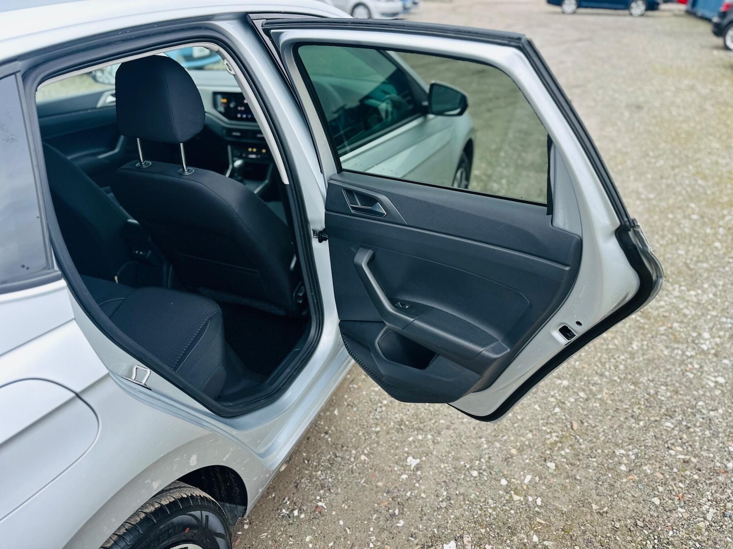 Used Volkswagen Polo for sale - 77376221: Photo 24