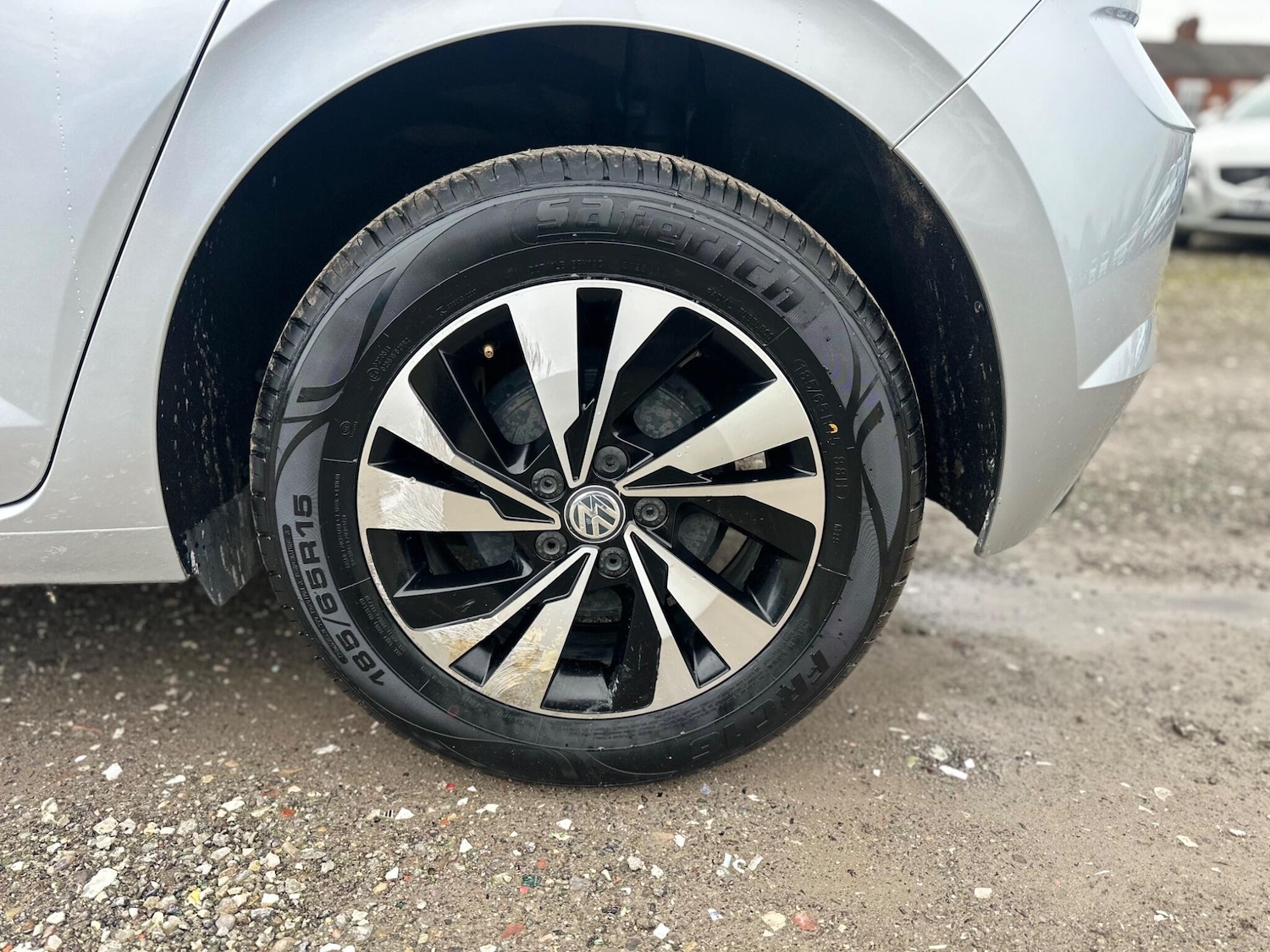 Used Volkswagen Polo for sale - 77376221: Photo 28