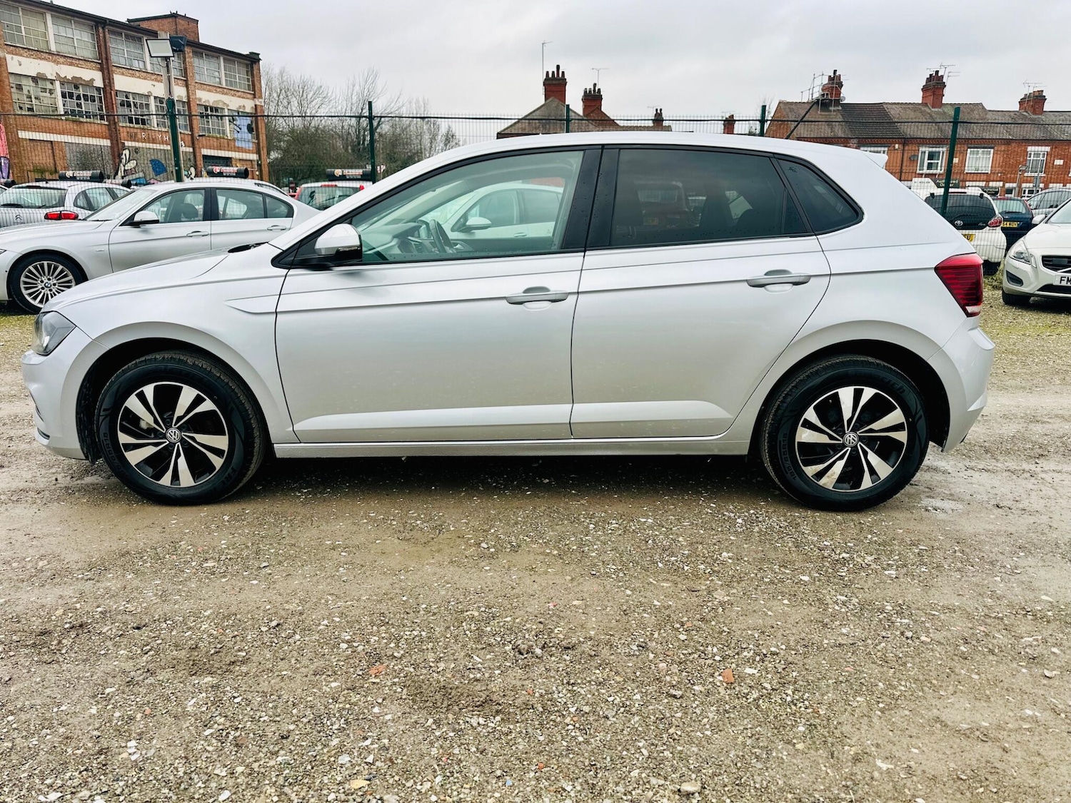 Used Volkswagen Polo for sale - 77376221: Photo 9