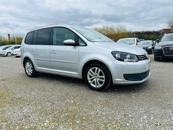 Used Volkswagen Touran 2013 for sale - 78307106: Photo