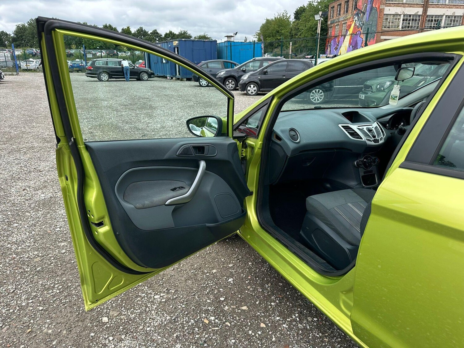 Vehicle 21