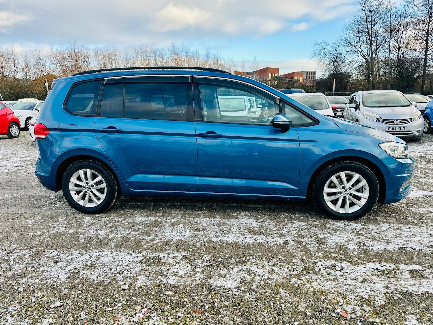 Used Volkswagen Touran 2025 for sale - 77102008: Photo 11