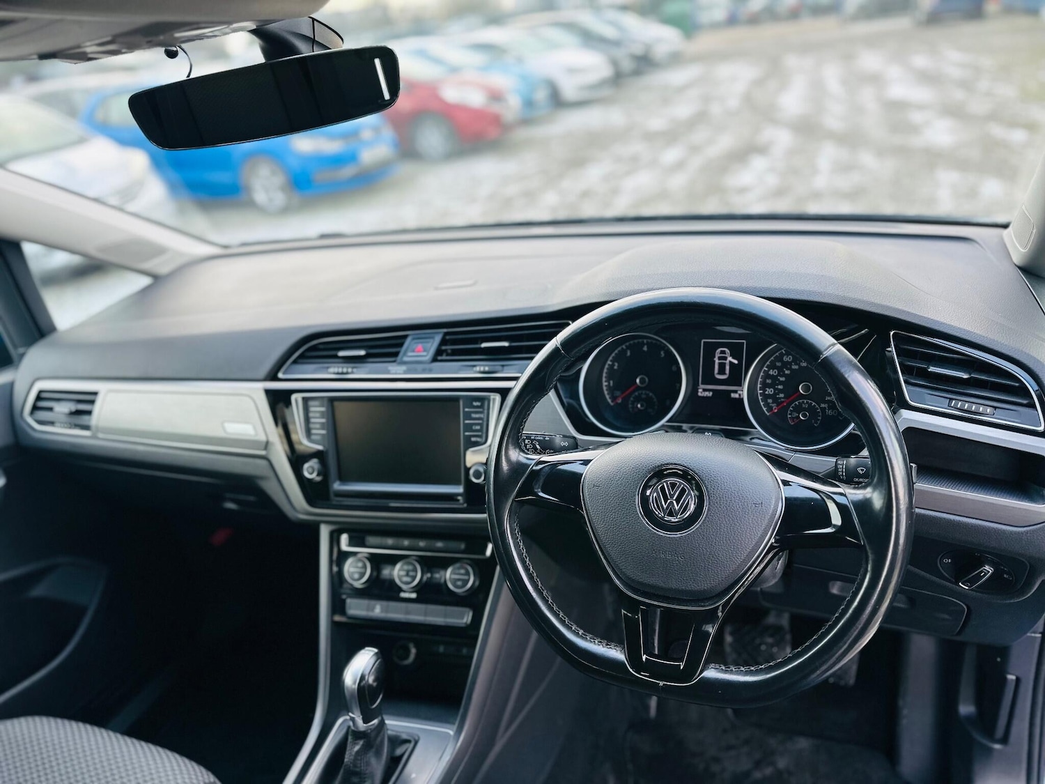 Used Volkswagen Touran 2025 for sale - 77102008: Photo 14