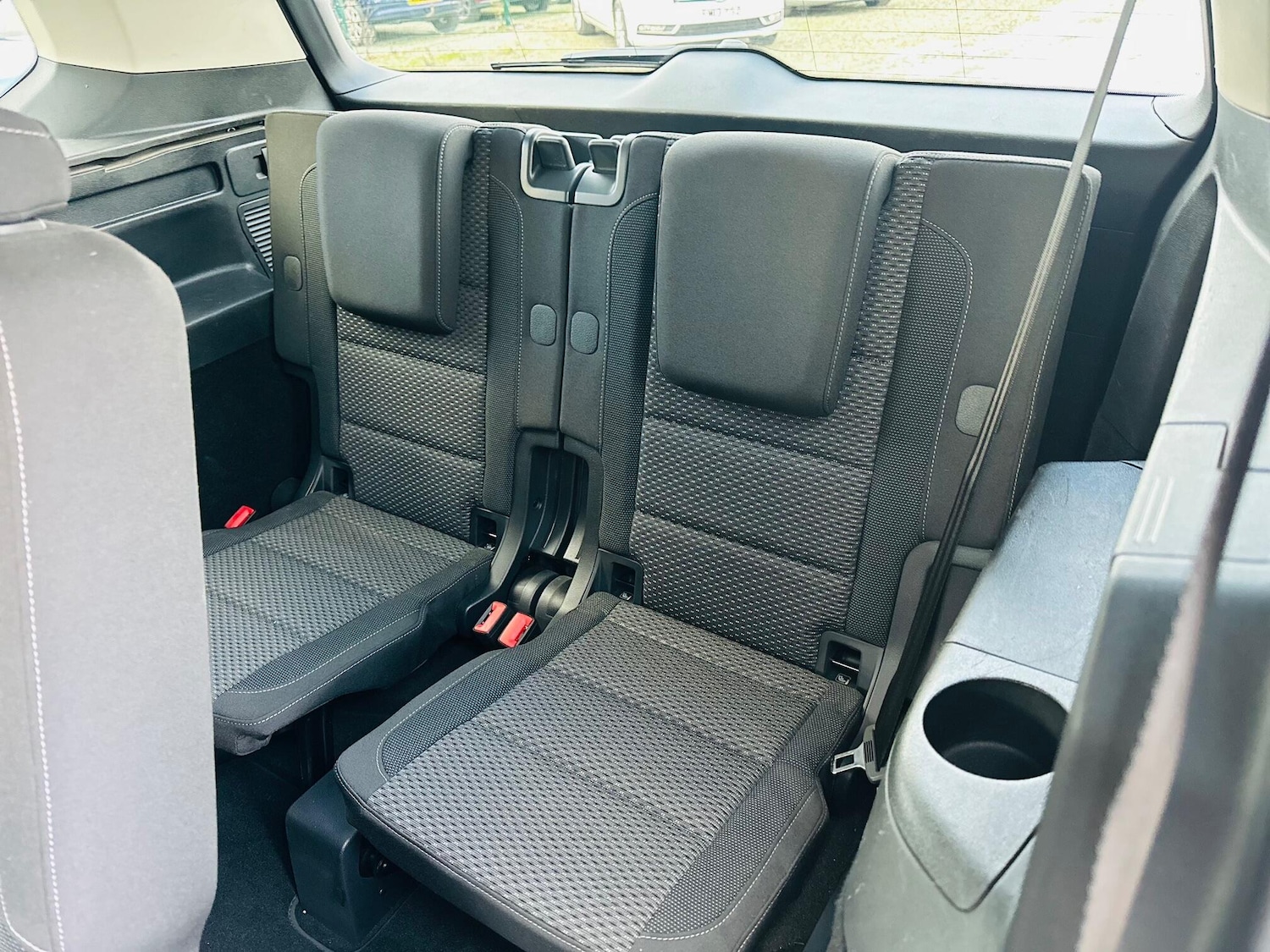 Used Volkswagen Touran 2025 for sale - 77102008: Photo 17