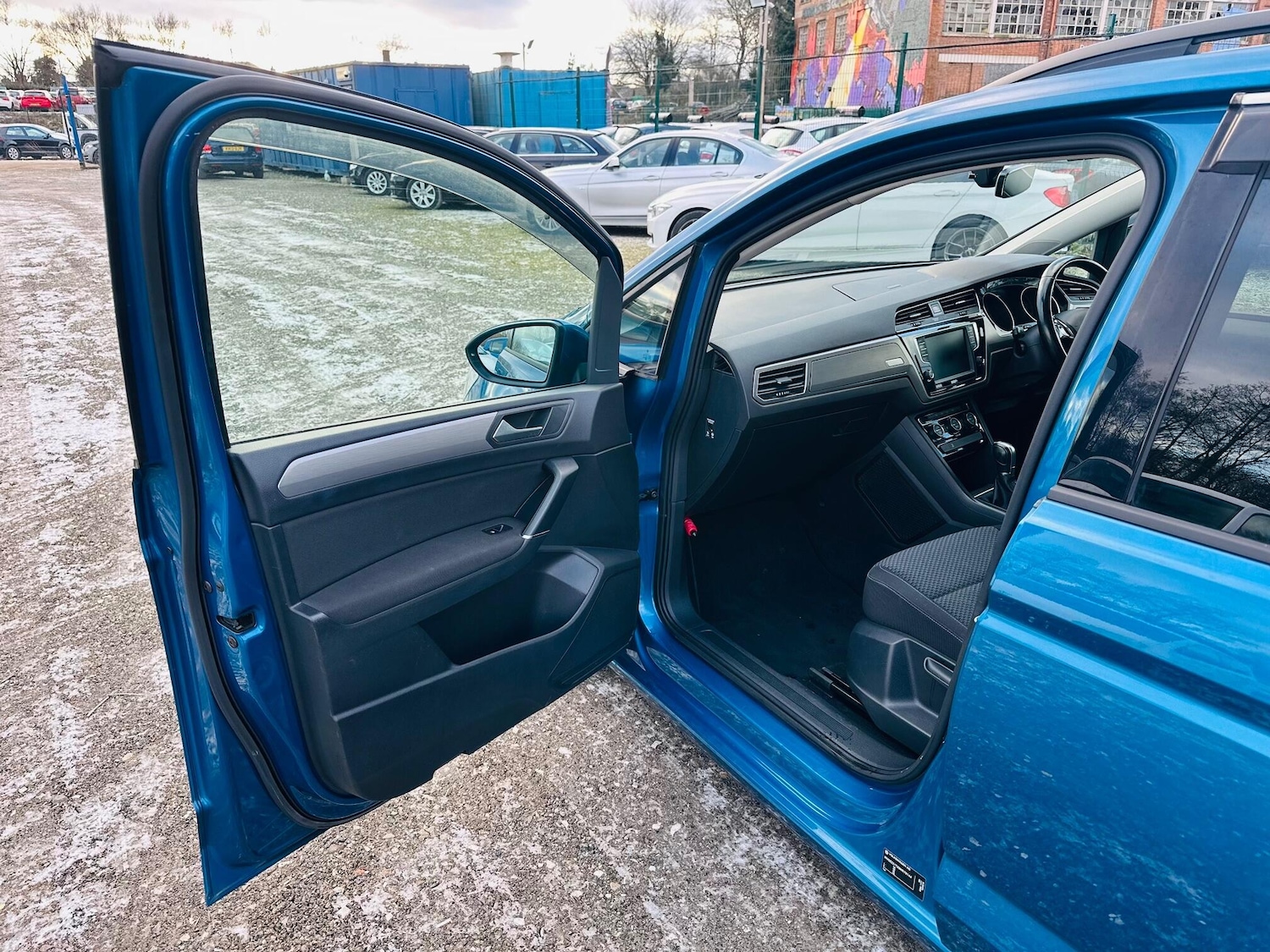 Used Volkswagen Touran 2025 for sale - 77102008: Photo 22