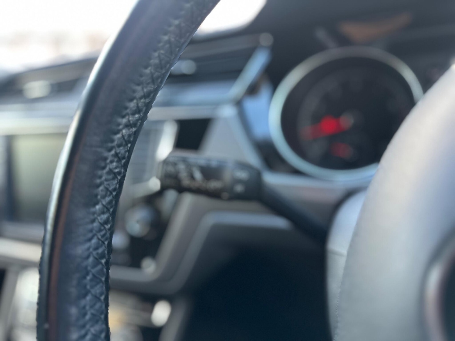 Used Volkswagen Touran 2025 for sale - 77102008: Photo 39