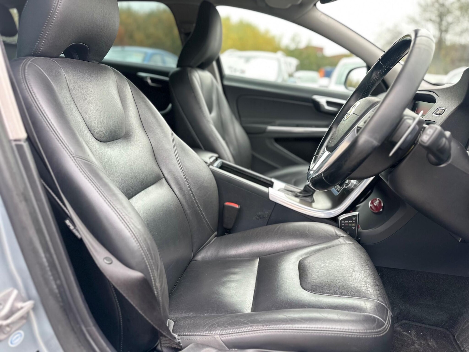 Used Volvo V60 2025 for sale - 76521800: Photo 15