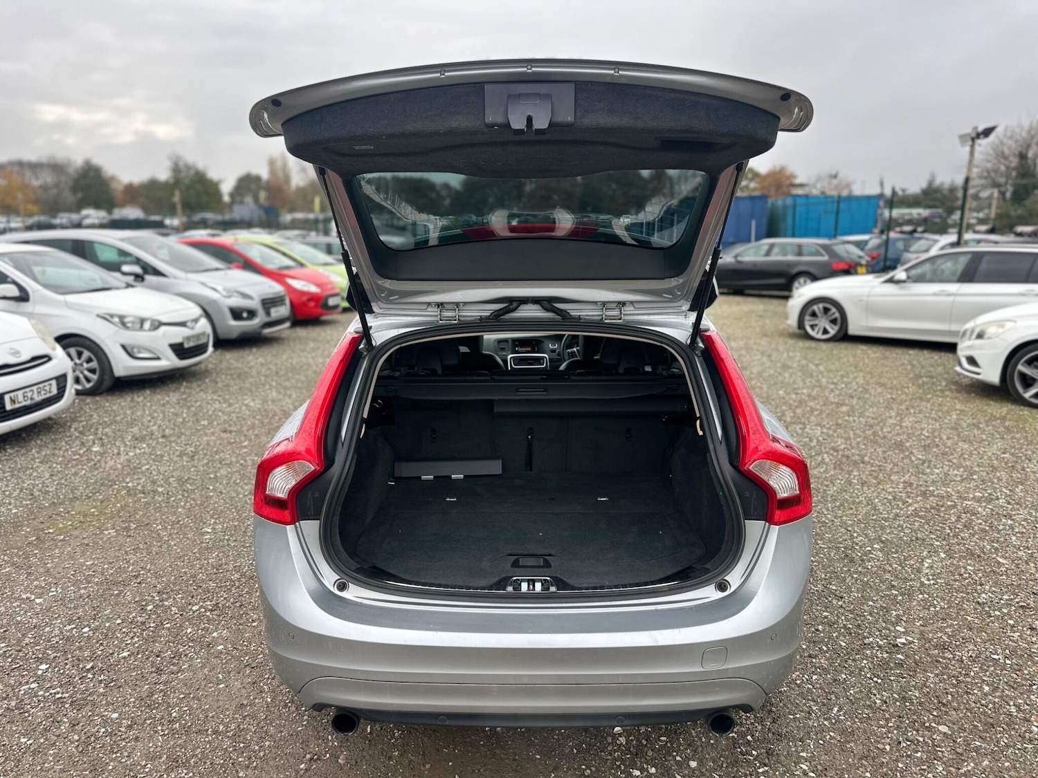 Used Volvo V60 2025 for sale - 76521800: Photo 21