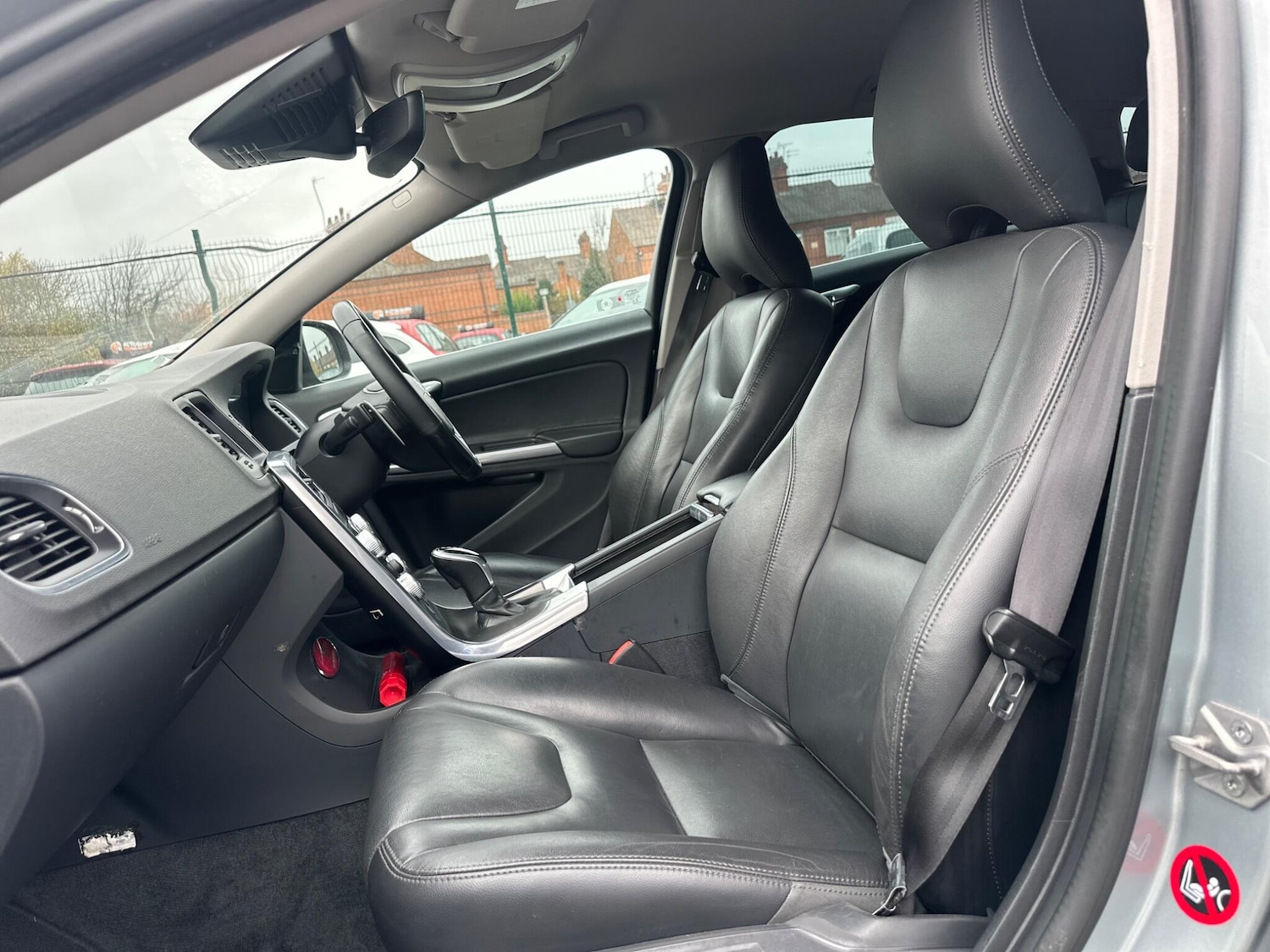 Used Volvo V60 2025 for sale - 76521800: Photo 28