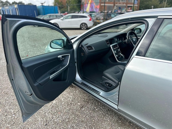 Used Volvo V60 2025 for sale - 76179534: Photo 21
