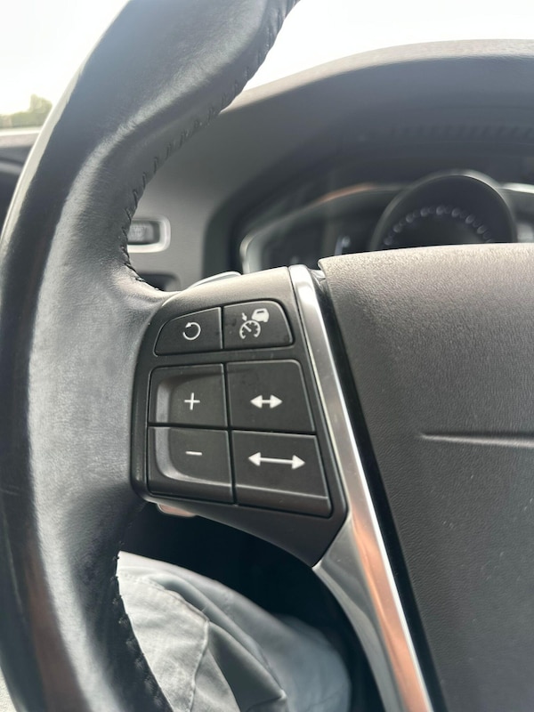 Used Volvo V60 2025 for sale - 76179534: Photo 28
