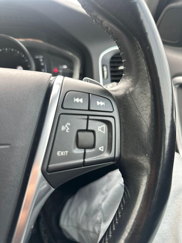 Used Volvo V60 2025 for sale - 76179534: Photo 29