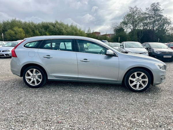 Used Volvo V60 2025 for sale - 76179534: Photo 6