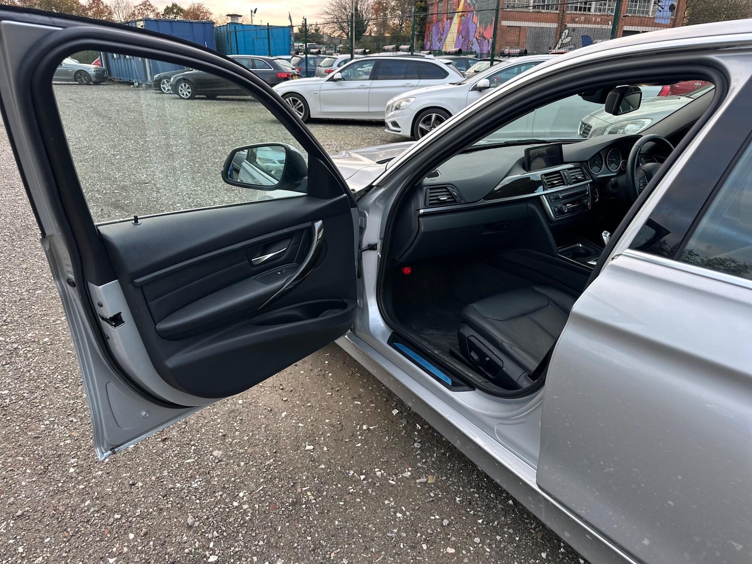 Used BMW 3 Series for sale - 76996273: Photo 27