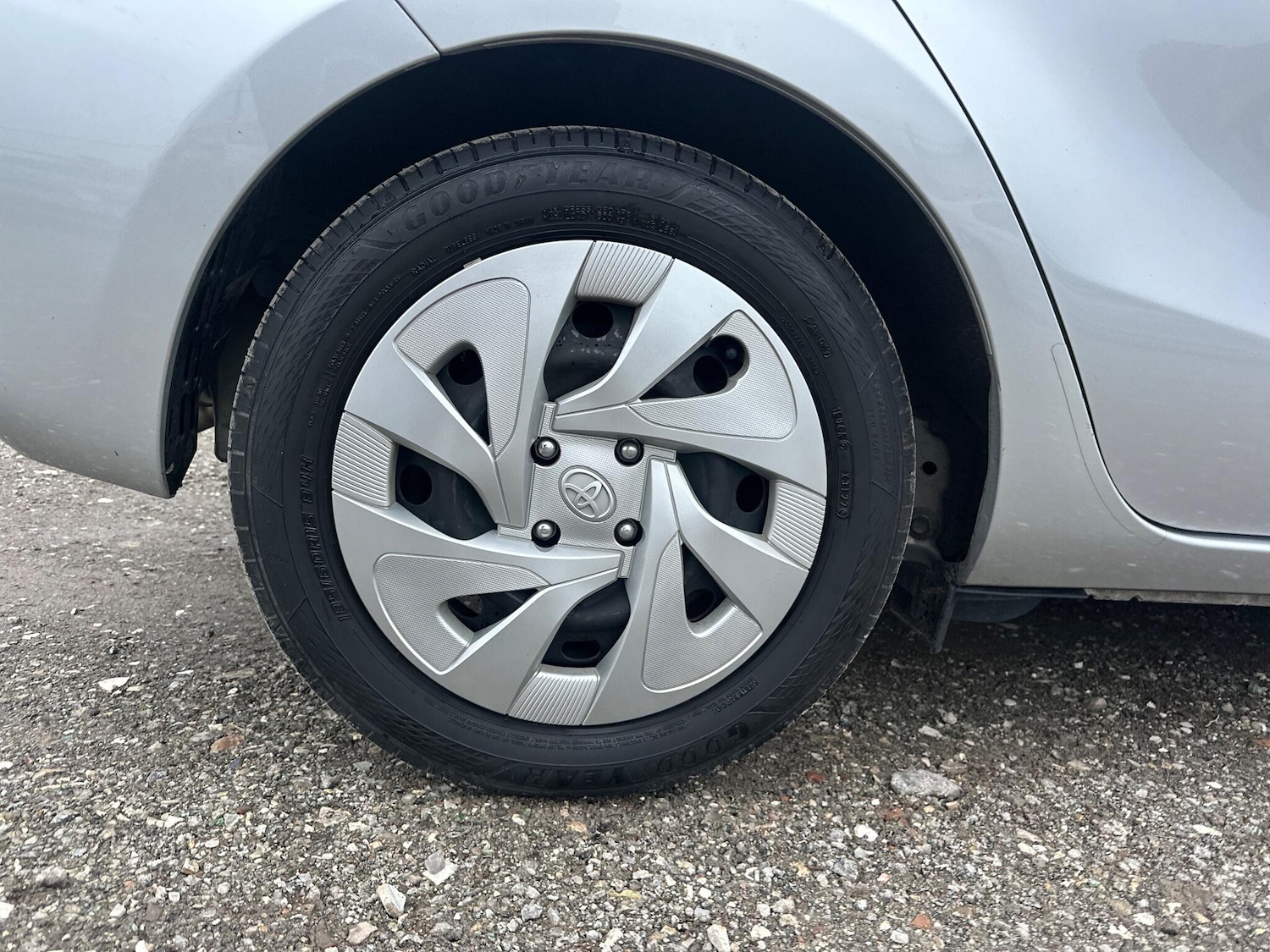 Used Toyota Aqua 2025 for sale - 77067192: Photo 25