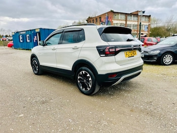 Used Volkswagen T-Cross 2023 for sale - 78071941: Photo