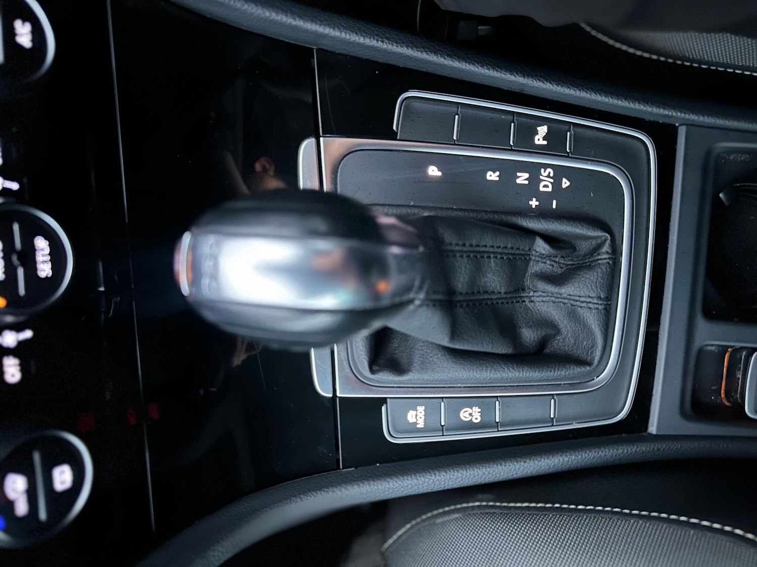 Used Volkswagen Golf for sale - 77120429: Photo 11