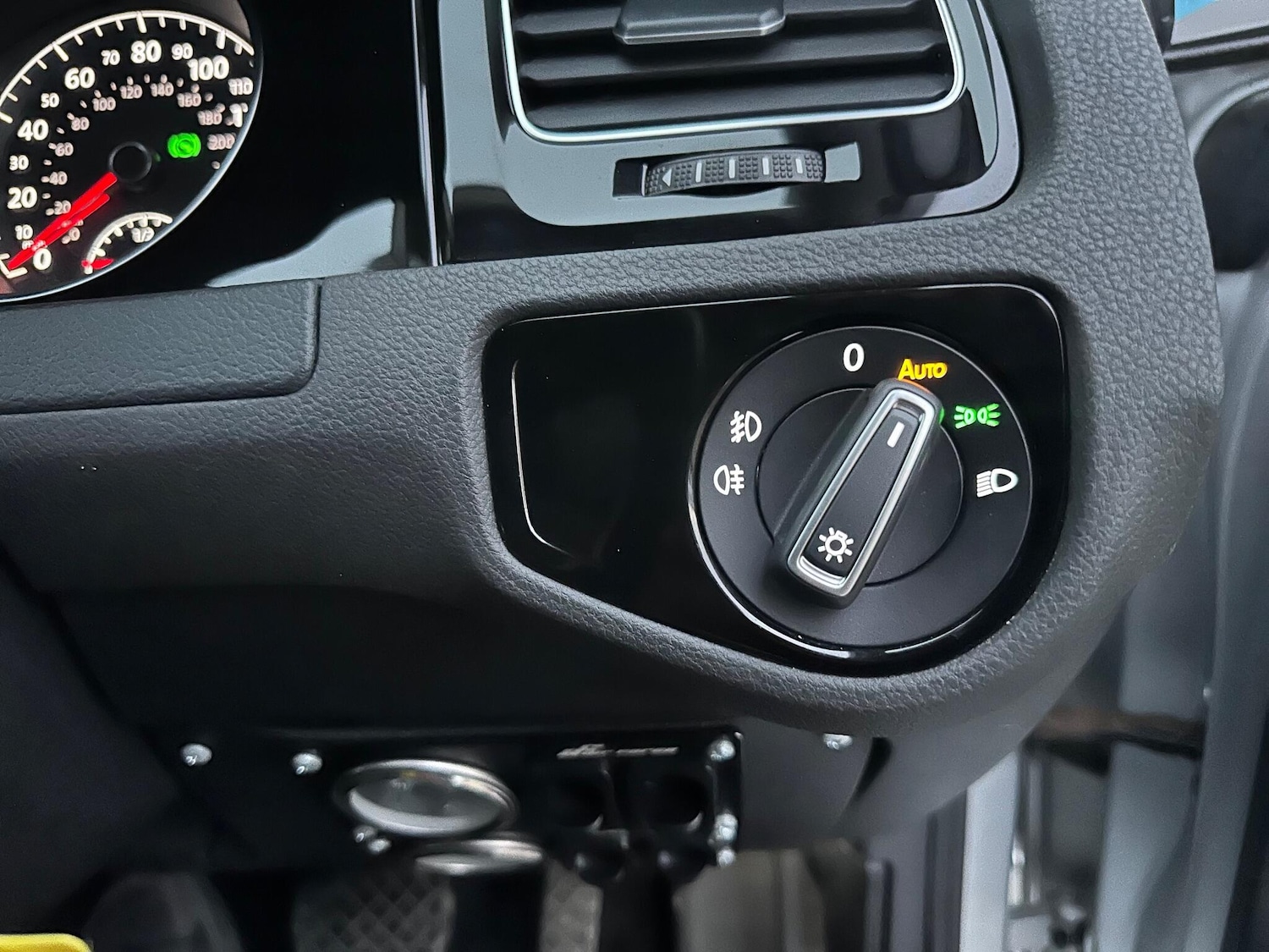 Used Volkswagen Golf for sale - 77120429: Photo 16