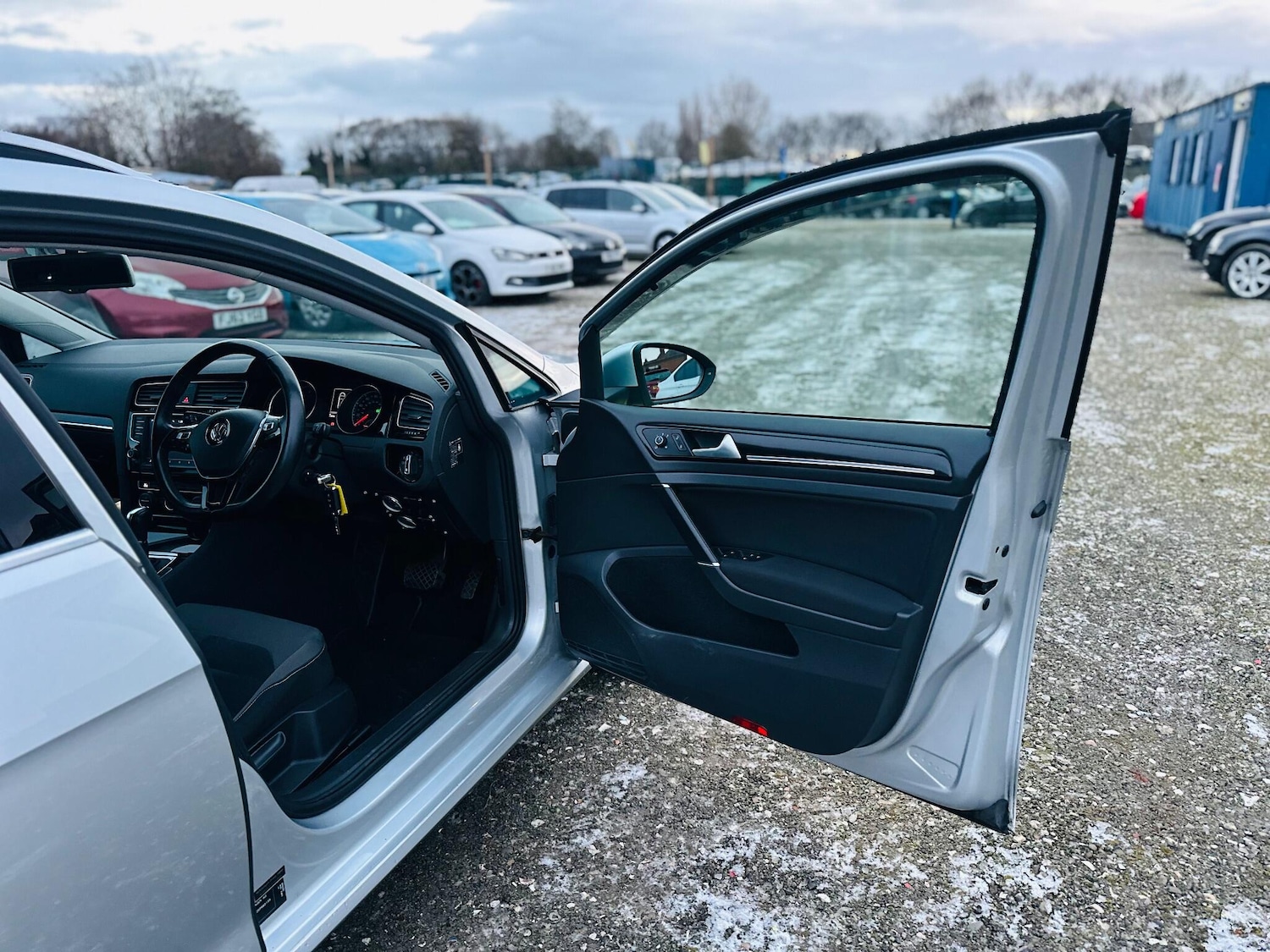 Used Volkswagen Golf for sale - 77120429: Photo 25