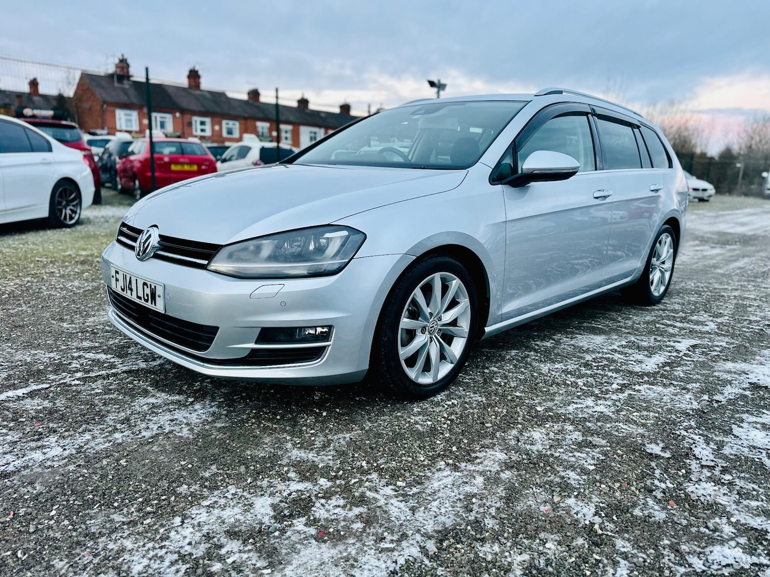 Used Volkswagen Golf for sale - 77120429: Photo 3