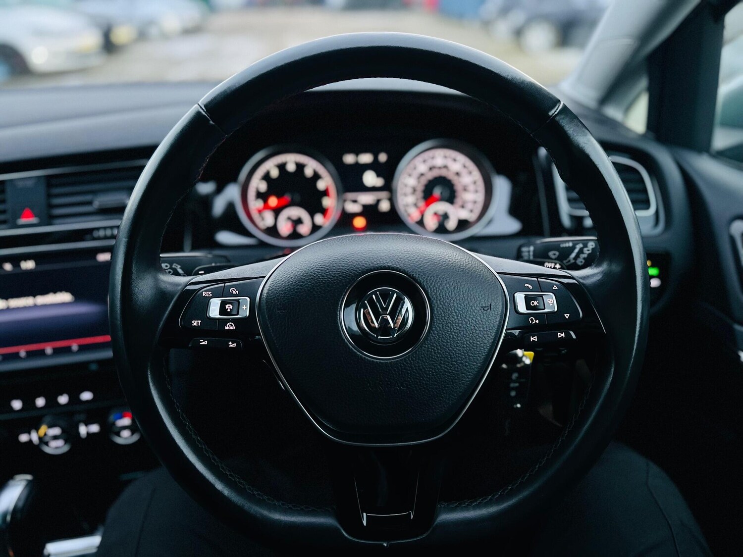 Used Volkswagen Golf for sale - 77120429: Photo 36