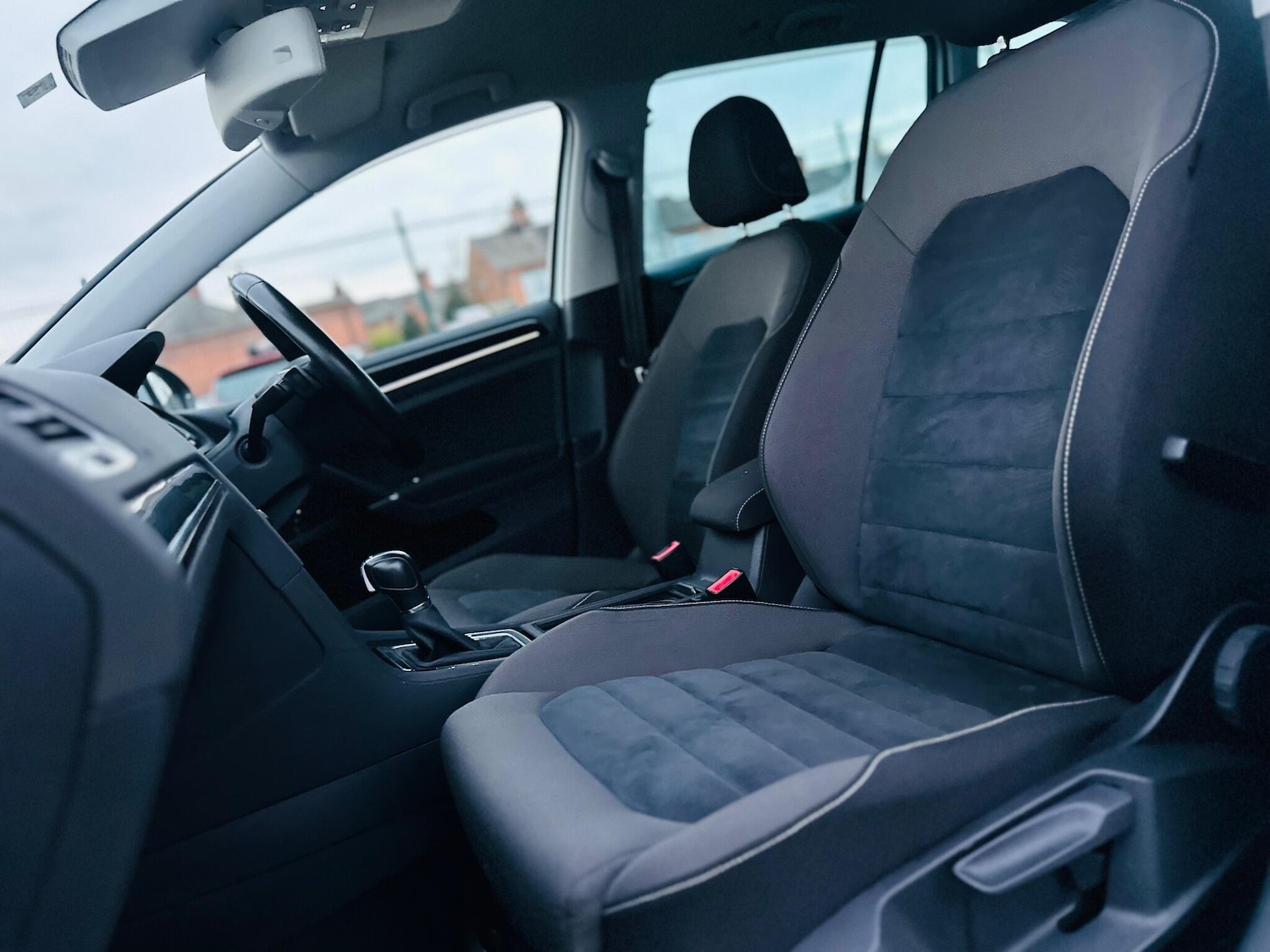 Used Volkswagen Golf for sale - 77120429: Photo 37