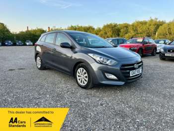 Used Hyundai i30 2017 for sale - 74969779: Photo