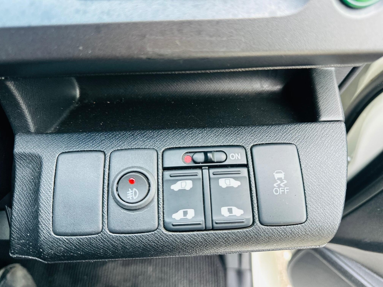 Used Honda Stepwagon for sale - 76743477: Photo 16