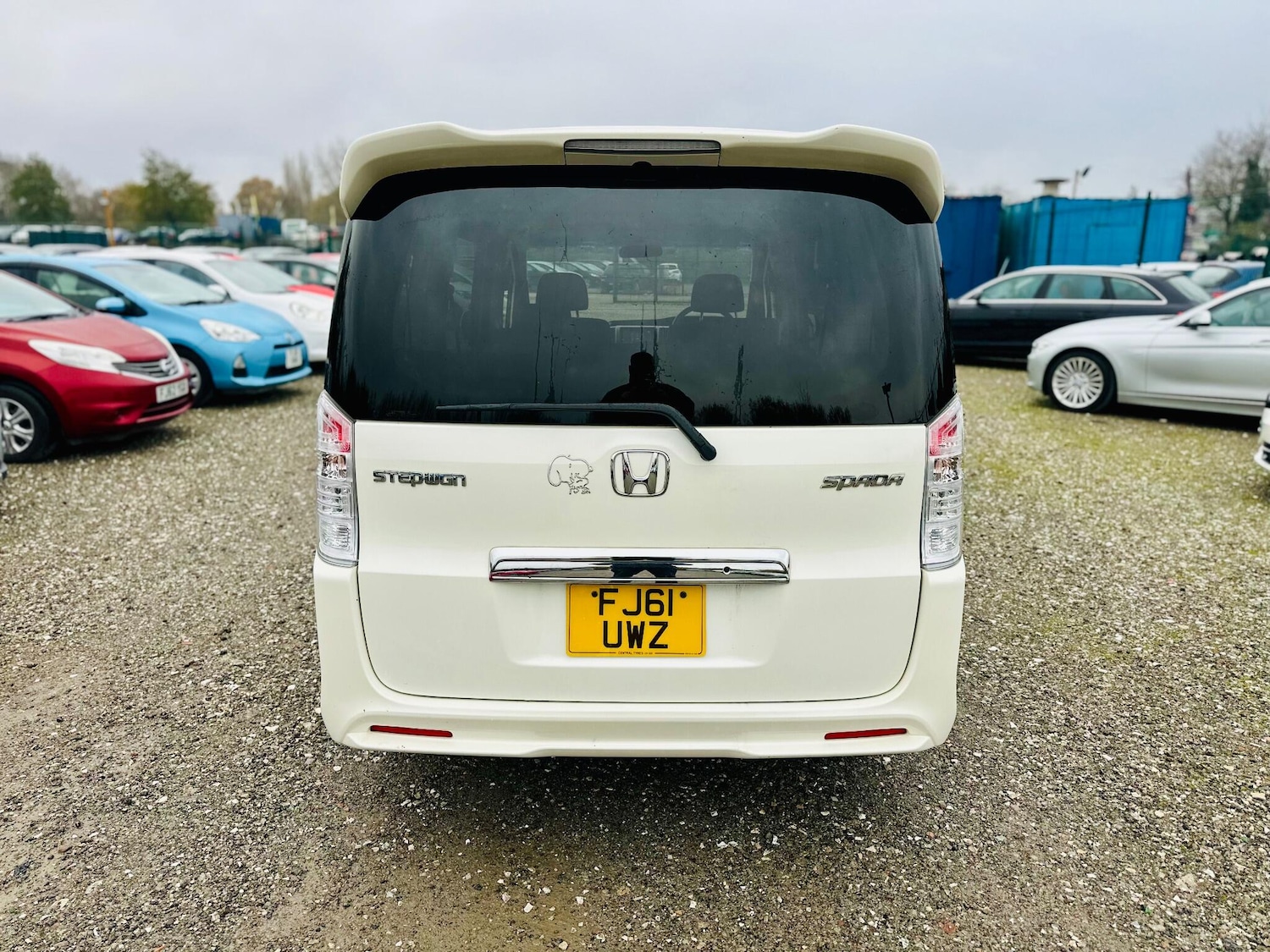 Used Honda Stepwagon for sale - 76743477: Photo 6