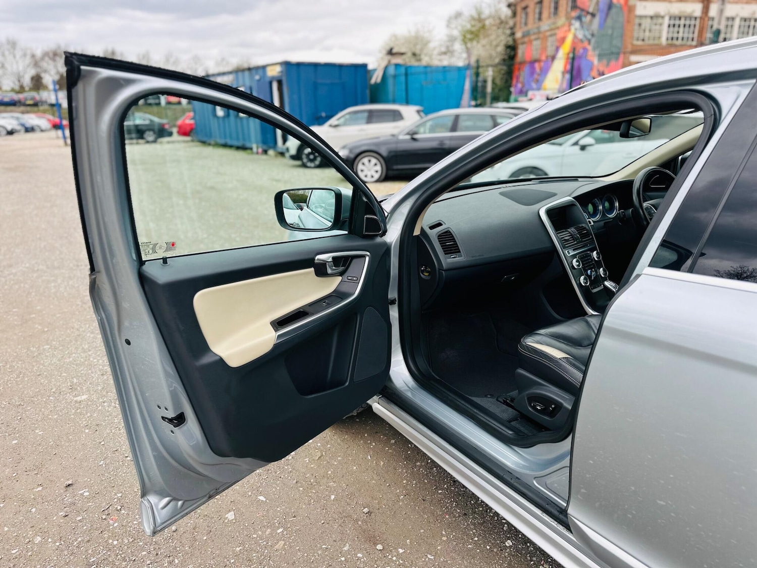 Used Volvo XC60 for sale - 78185640: Photo 19