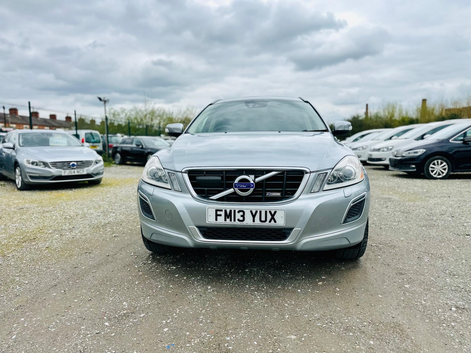 Used Volvo XC60 for sale - 78185640: Photo 2