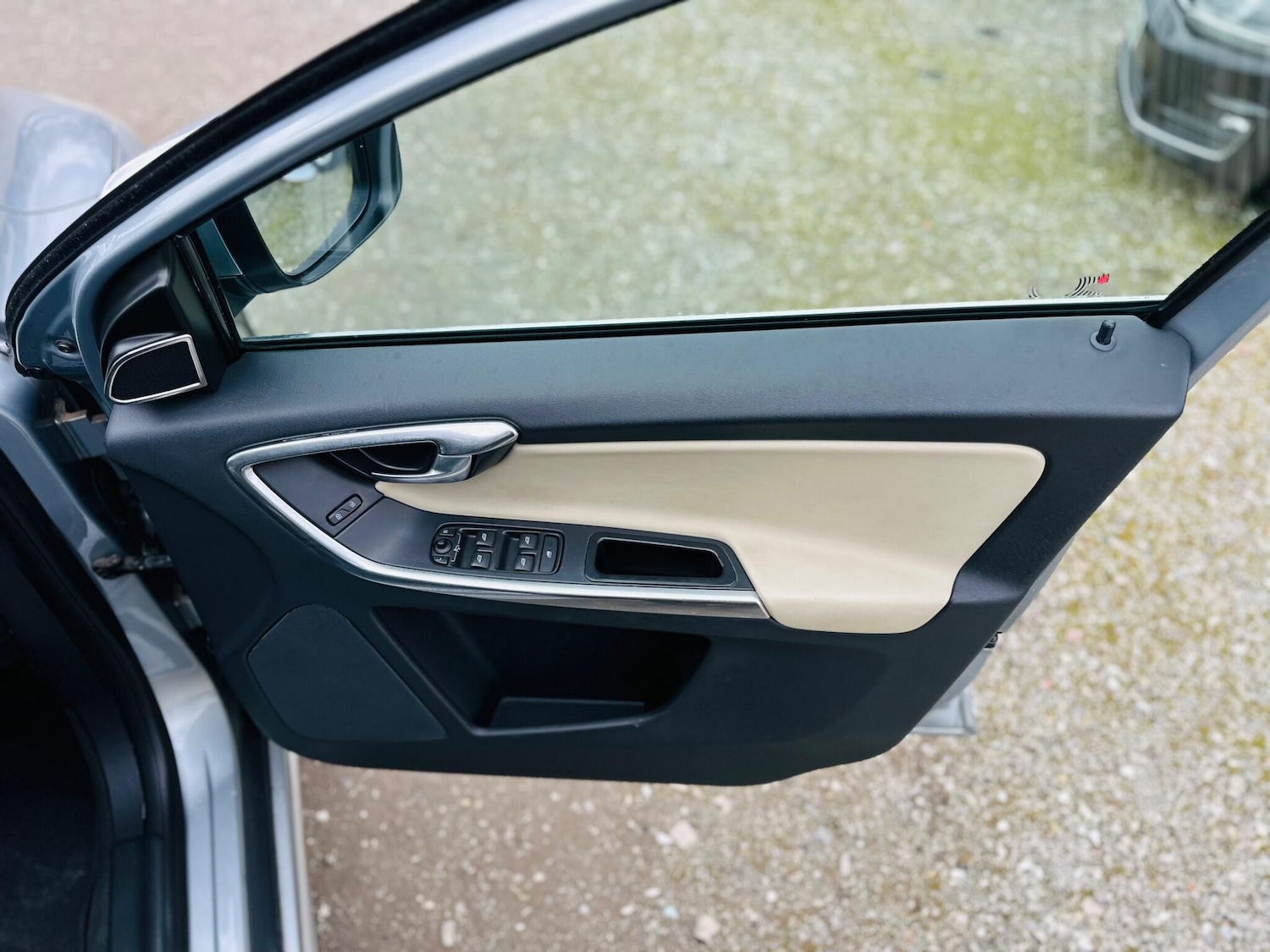 Used Volvo XC60 for sale - 78185640: Photo 24