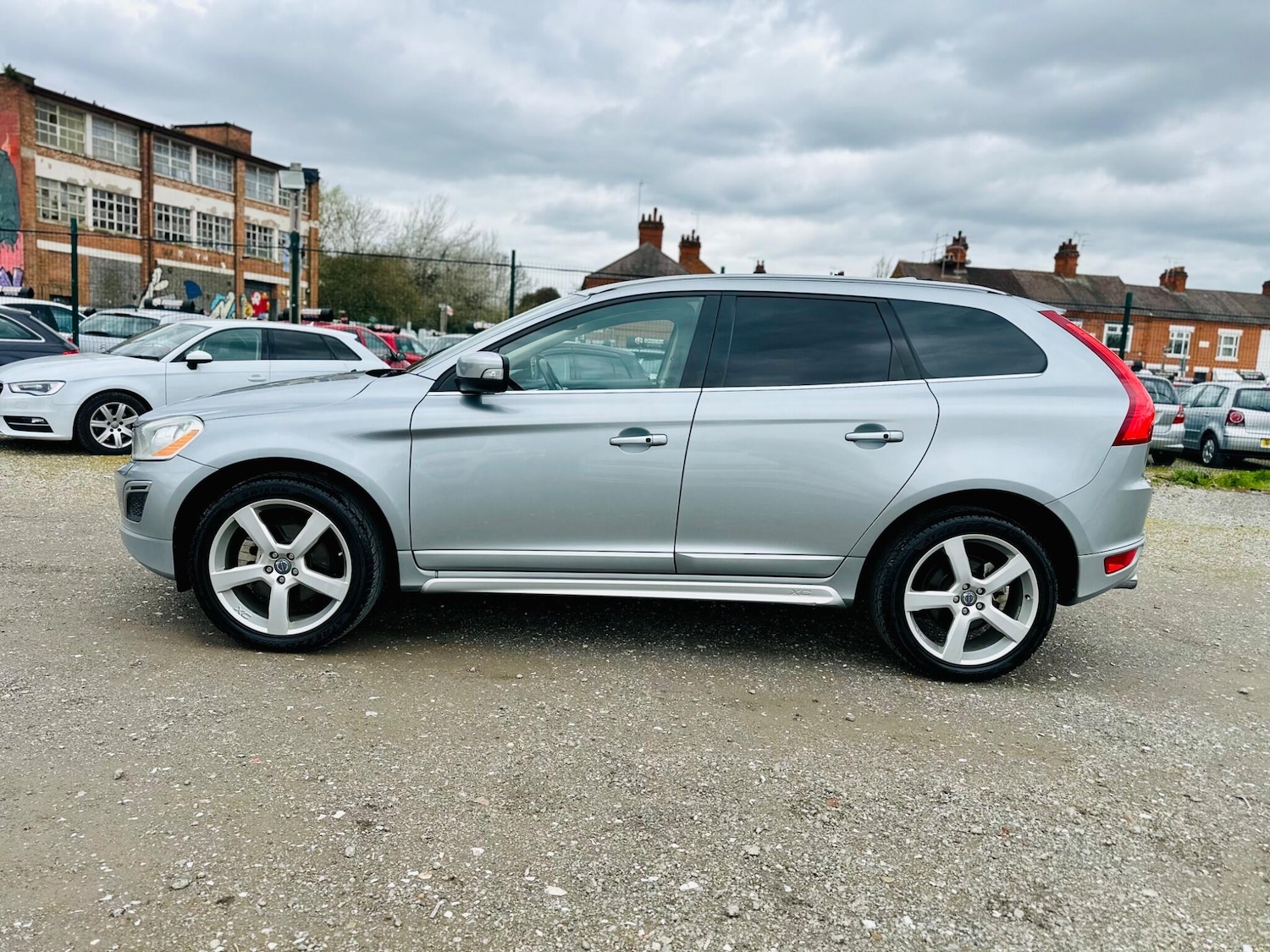 Used Volvo XC60 for sale - 78185640: Photo 5