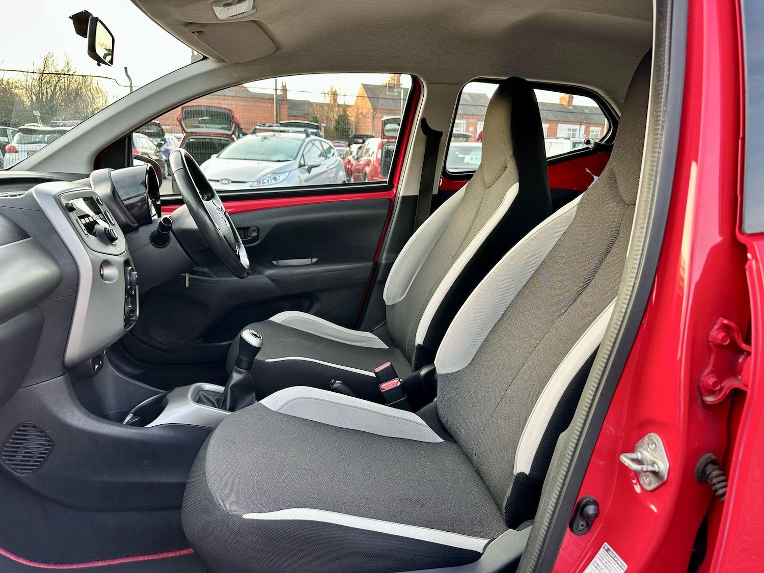 Used Toyota AYGO 2014 for sale - 76995992: Photo 19