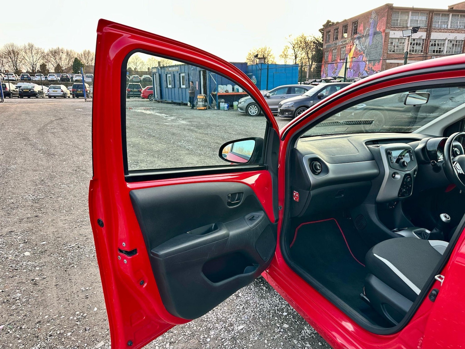 Used Toyota AYGO 2014 for sale - 76995992: Photo 23