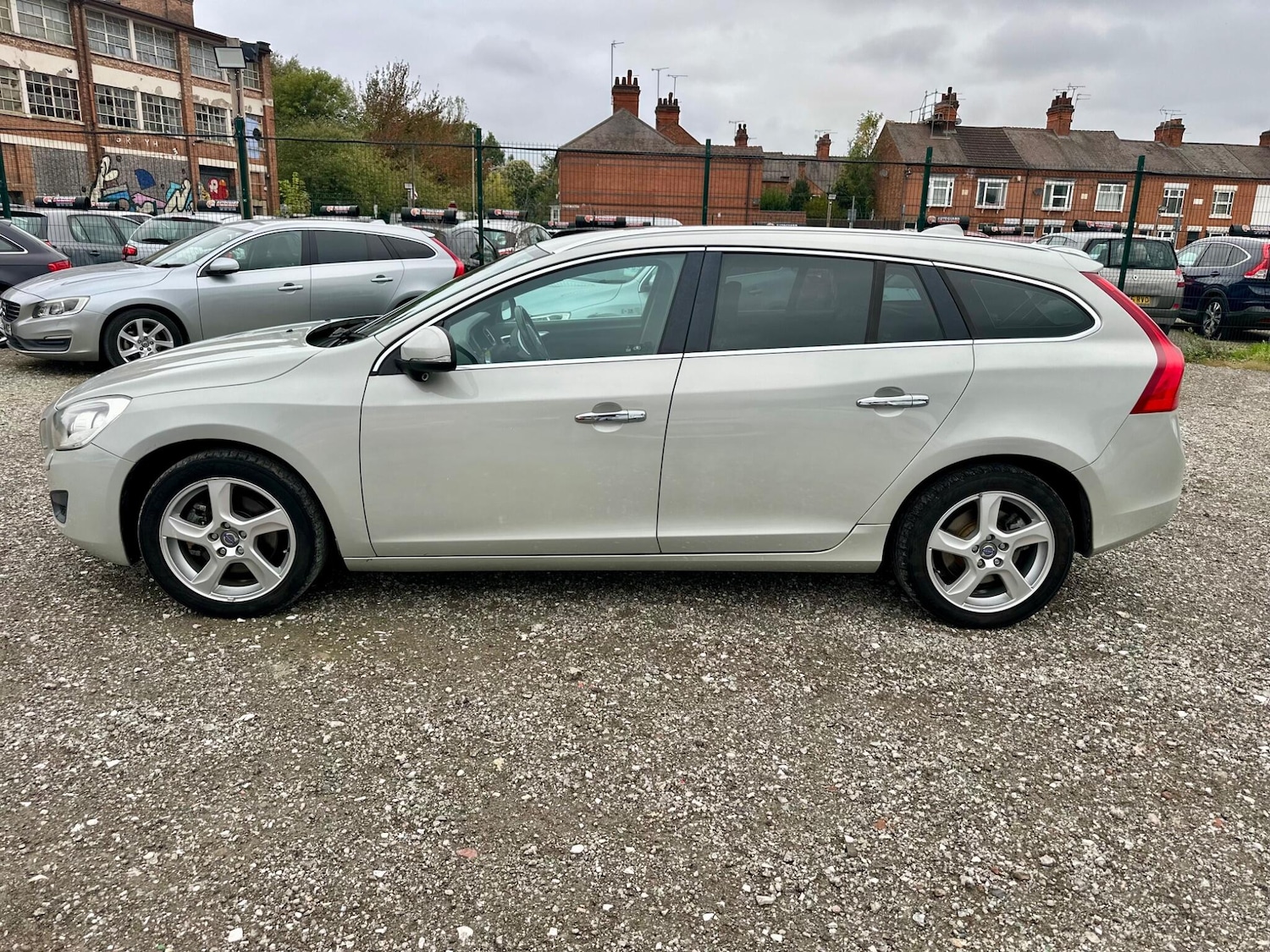 Used Volvo V60 for sale - 76269707: Photo 10