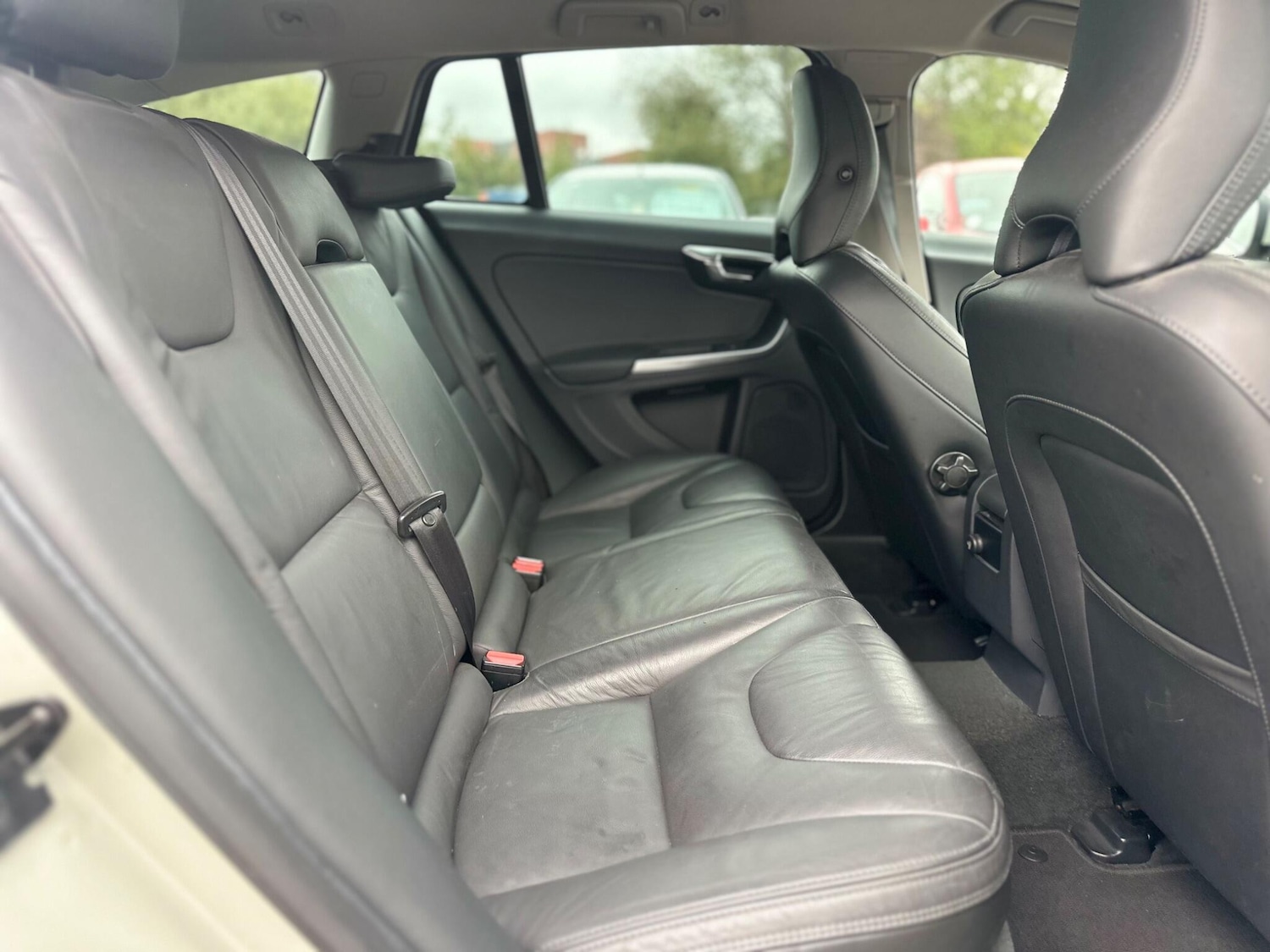 Used Volvo V60 for sale - 76269707: Photo 19