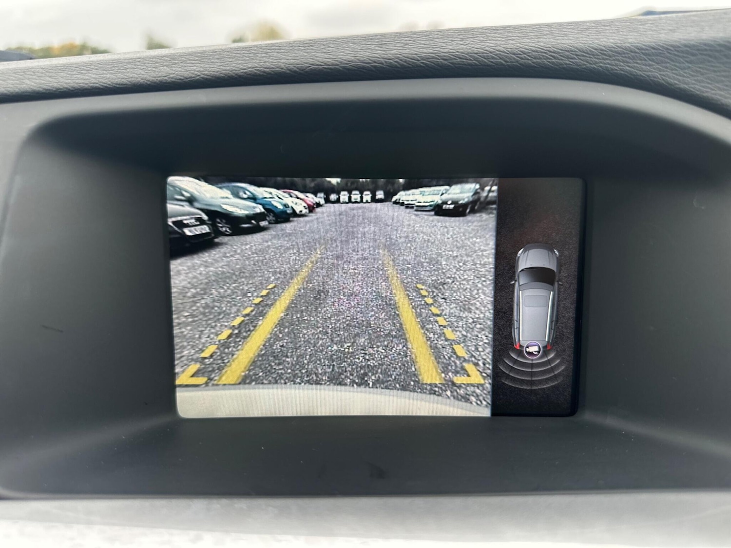 Used Volvo V60 for sale - 76269707: Photo 32