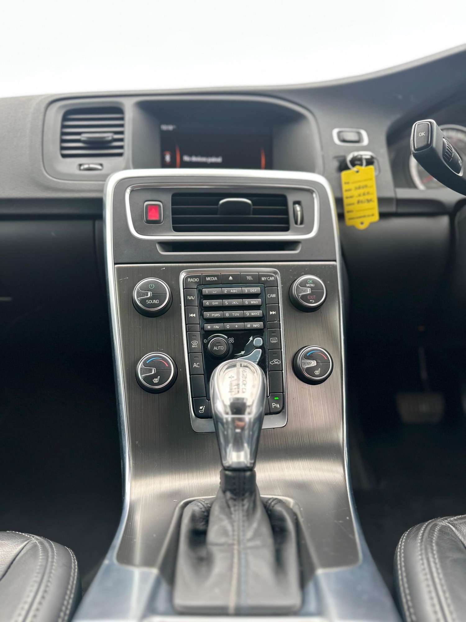 Used Volvo V60 for sale - 76269707: Photo 35