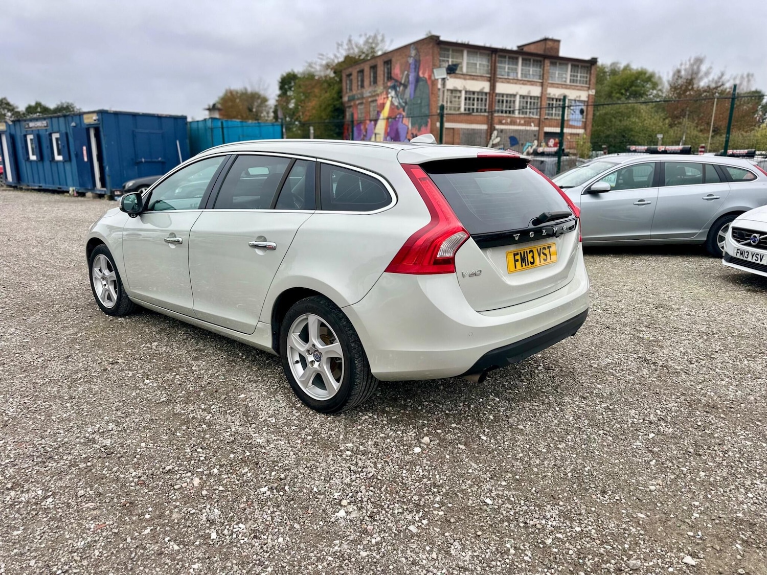 Used Volvo V60 for sale - 76269707: Photo 9