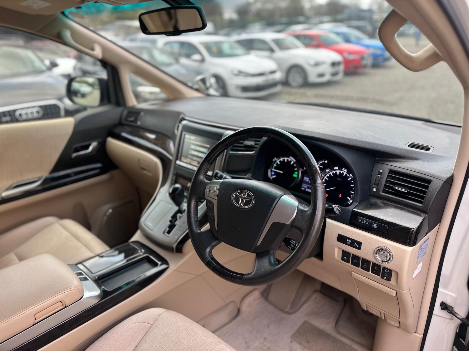 Used Toyota Alphard for sale - 78086730: Photo 10