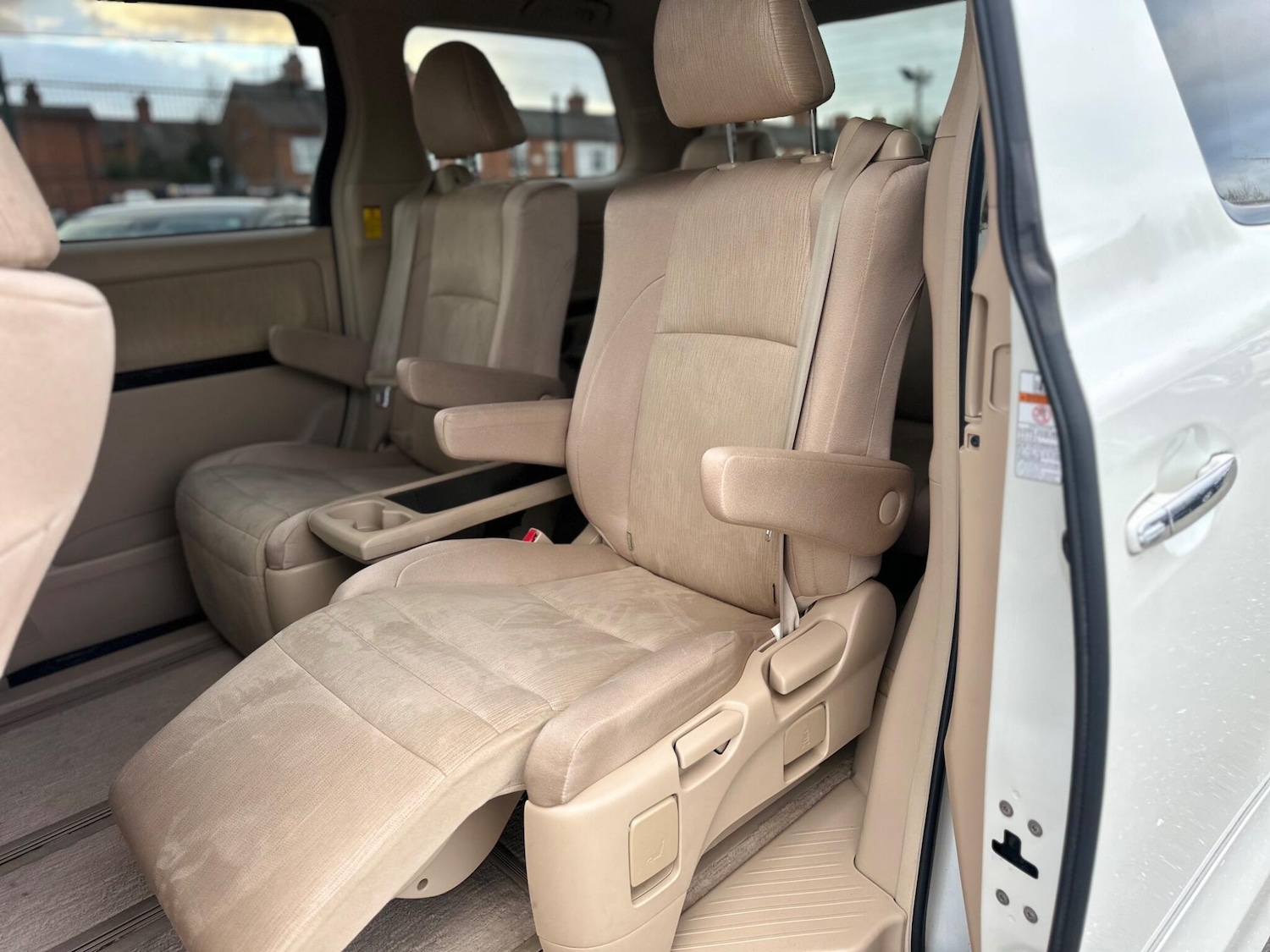 Used Toyota Alphard for sale - 78086730: Photo 12
