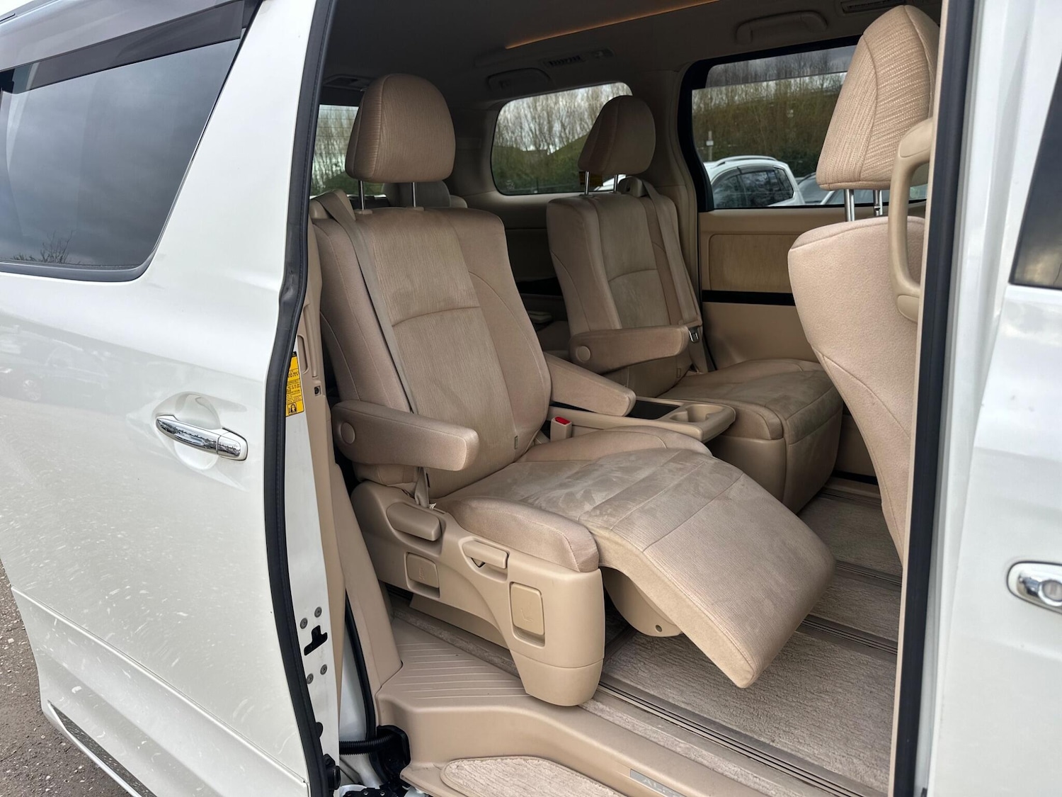 Used Toyota Alphard for sale - 78086730: Photo 14