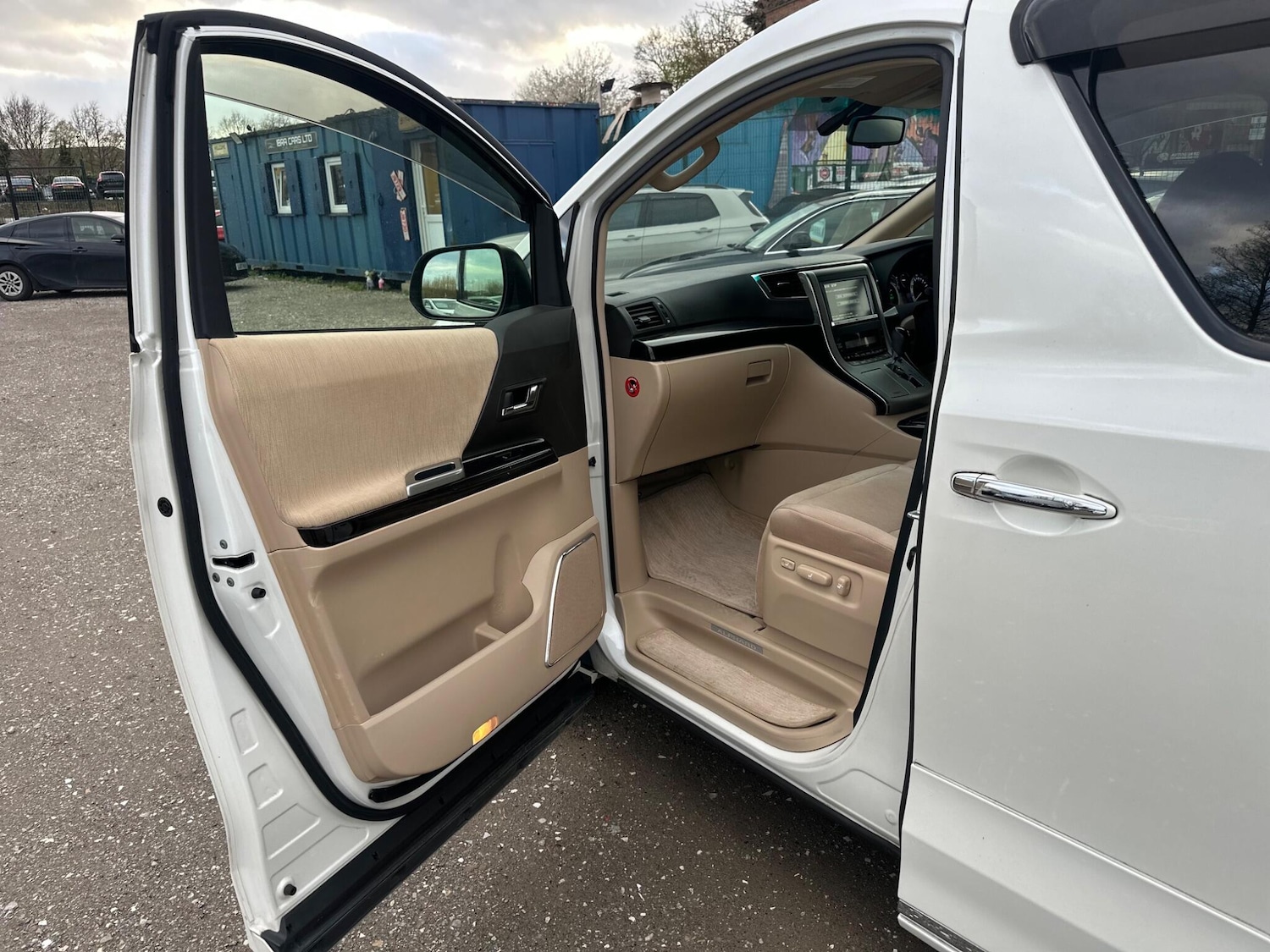 Used Toyota Alphard for sale - 78086730: Photo 23