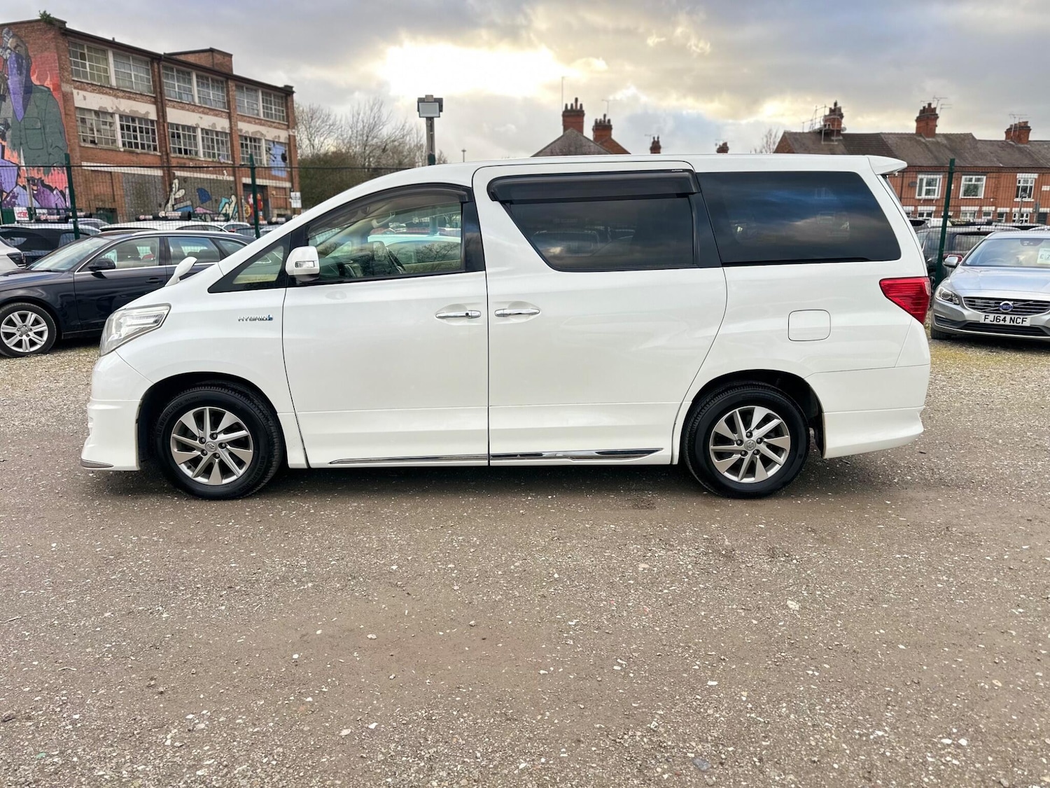 Used Toyota Alphard for sale - 78086730: Photo 5